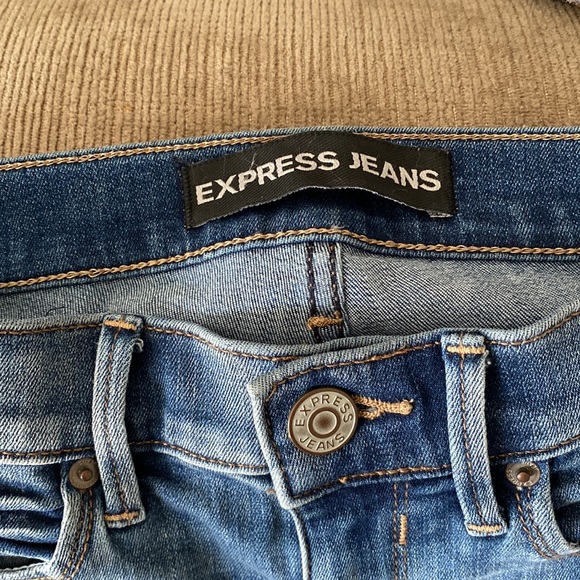 Express Jeans - Picture 2 of 6